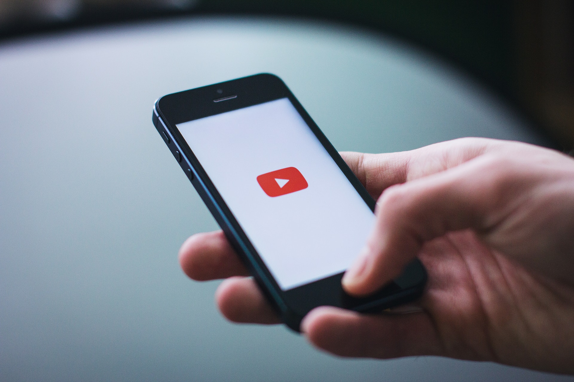 Trouver les meilleurs mots cles YouTube pour optimiser votre SEO